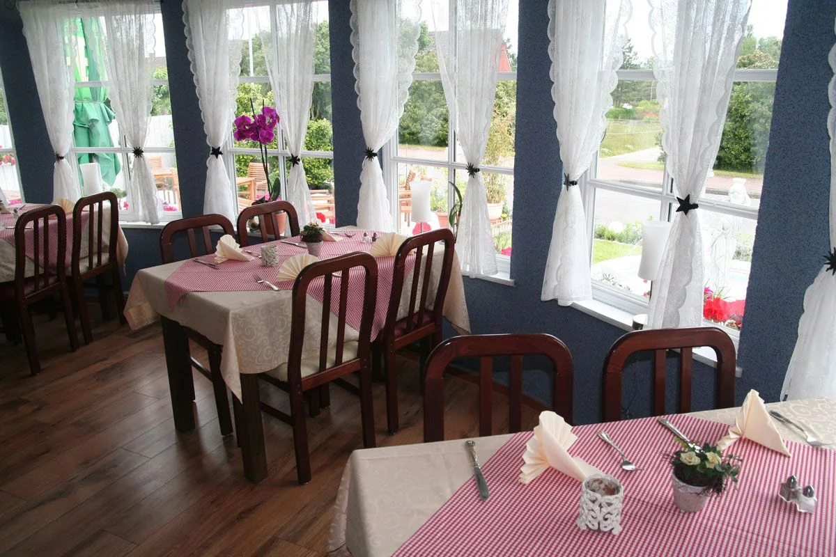 Ari’s Greek Restaurant